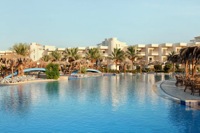 Hilton Long Beach Resort - pool and grounds Hilton Long Beach Resort - pool and grounds